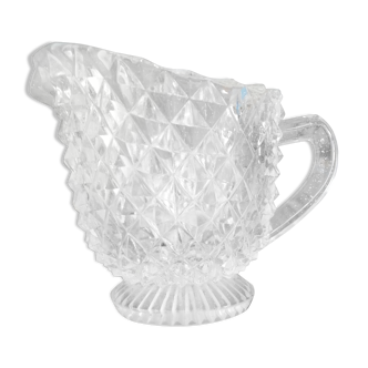Small diamond tip pitcher