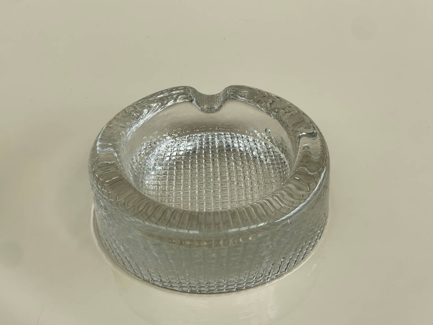 Vintage ashtray in brutalist glass/nordic design
