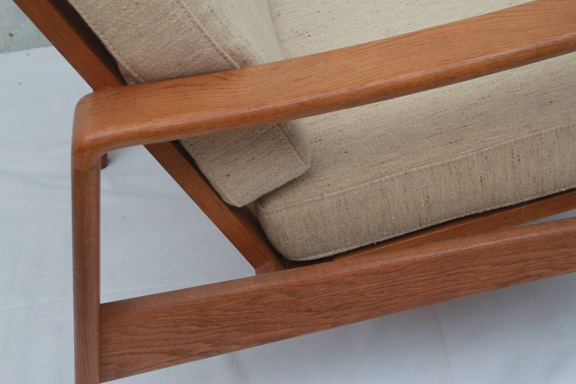 1960s armchair in oak, Arne Wahl Iversen für Komfort