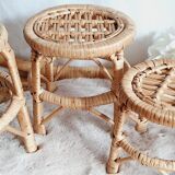 Trio of small stools carrying plants or others