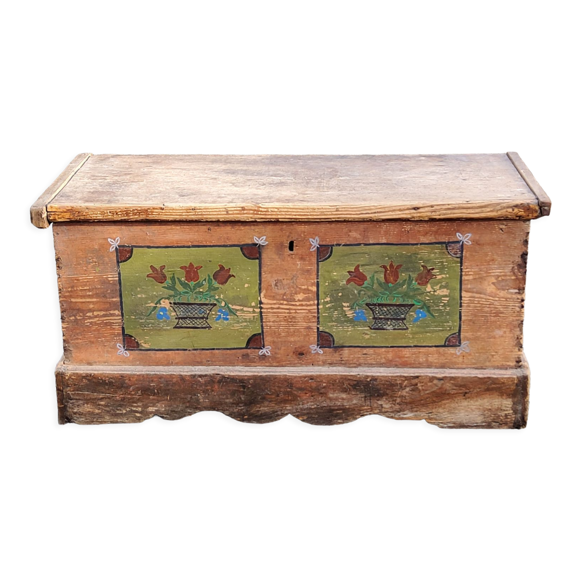 Alsatian polychrome wedding chest eighteenth -nineteenth century