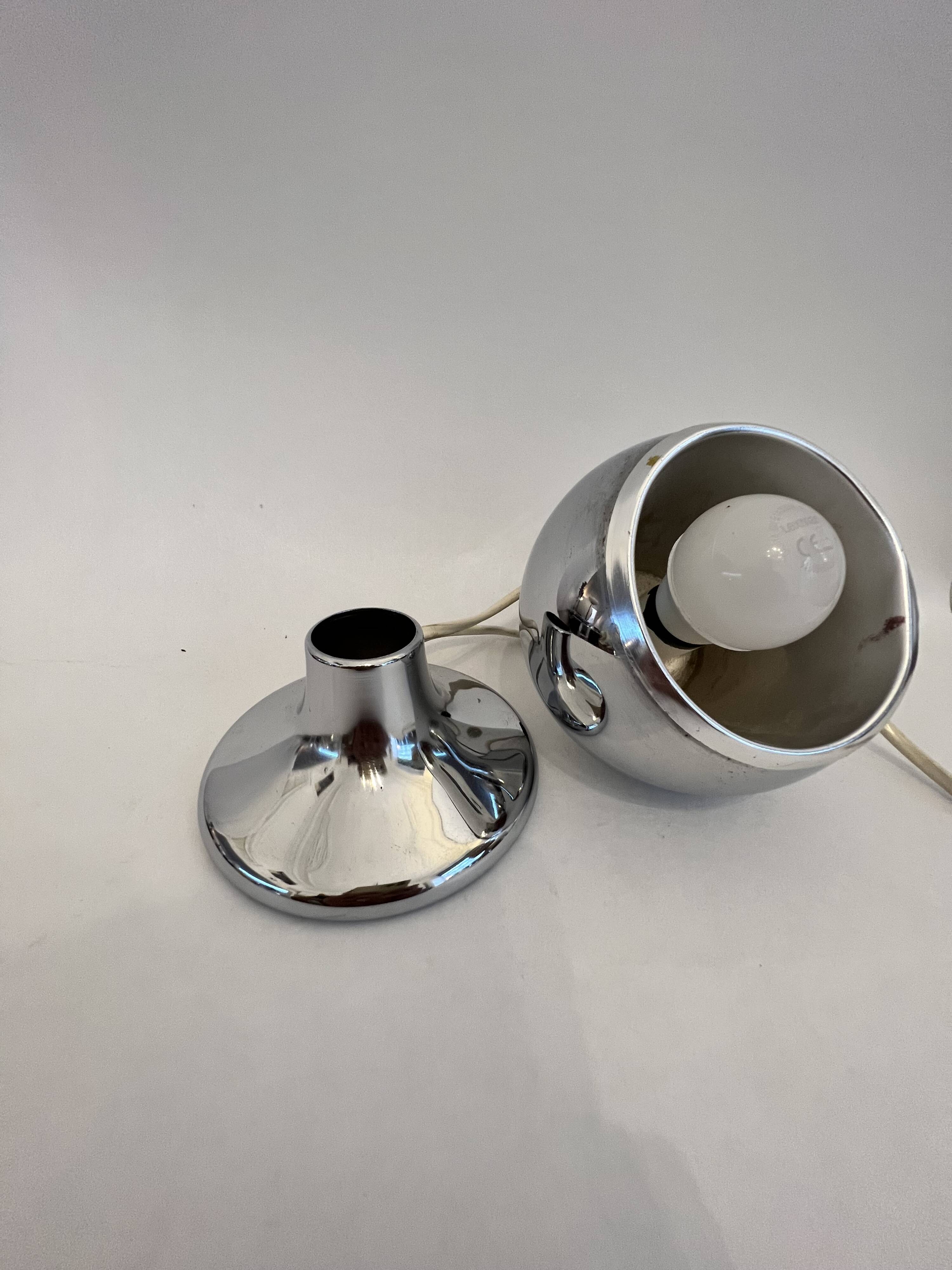 Table lamp design 1970 eyeball.