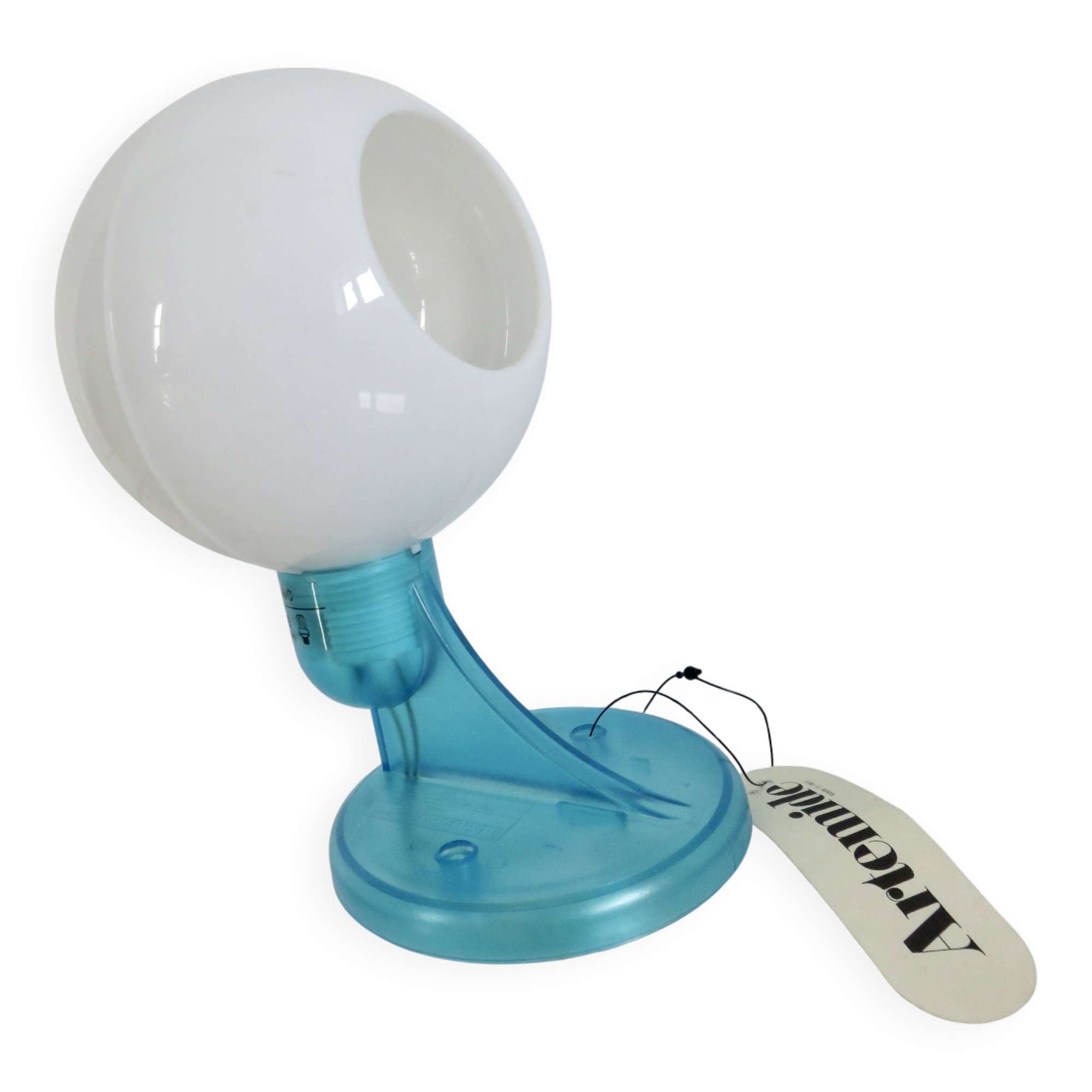 Artemide “libera” wall lamp designed by Michele de Lucchi, 2013