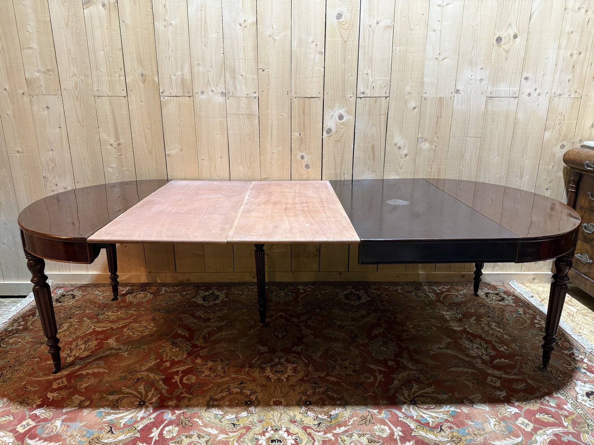 Louis Philippe style oval mahogany dining table