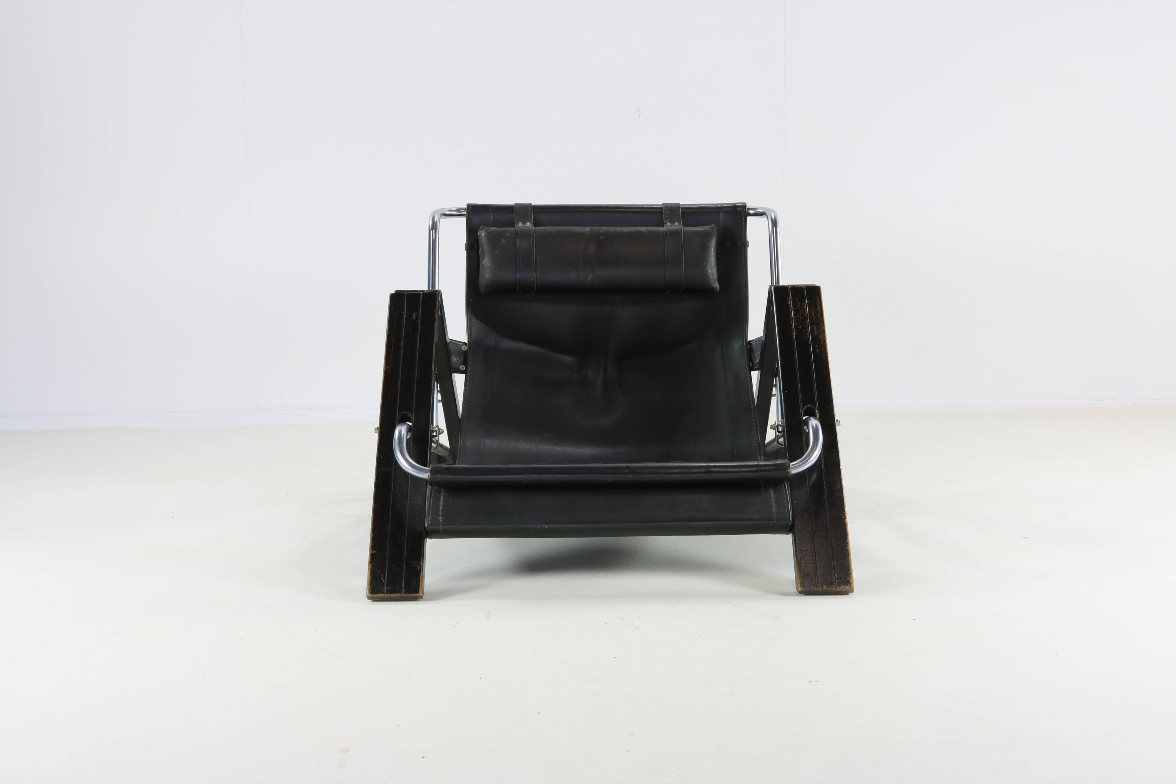 Seventies leather grasshopper lounge object by Sonja Wasseur