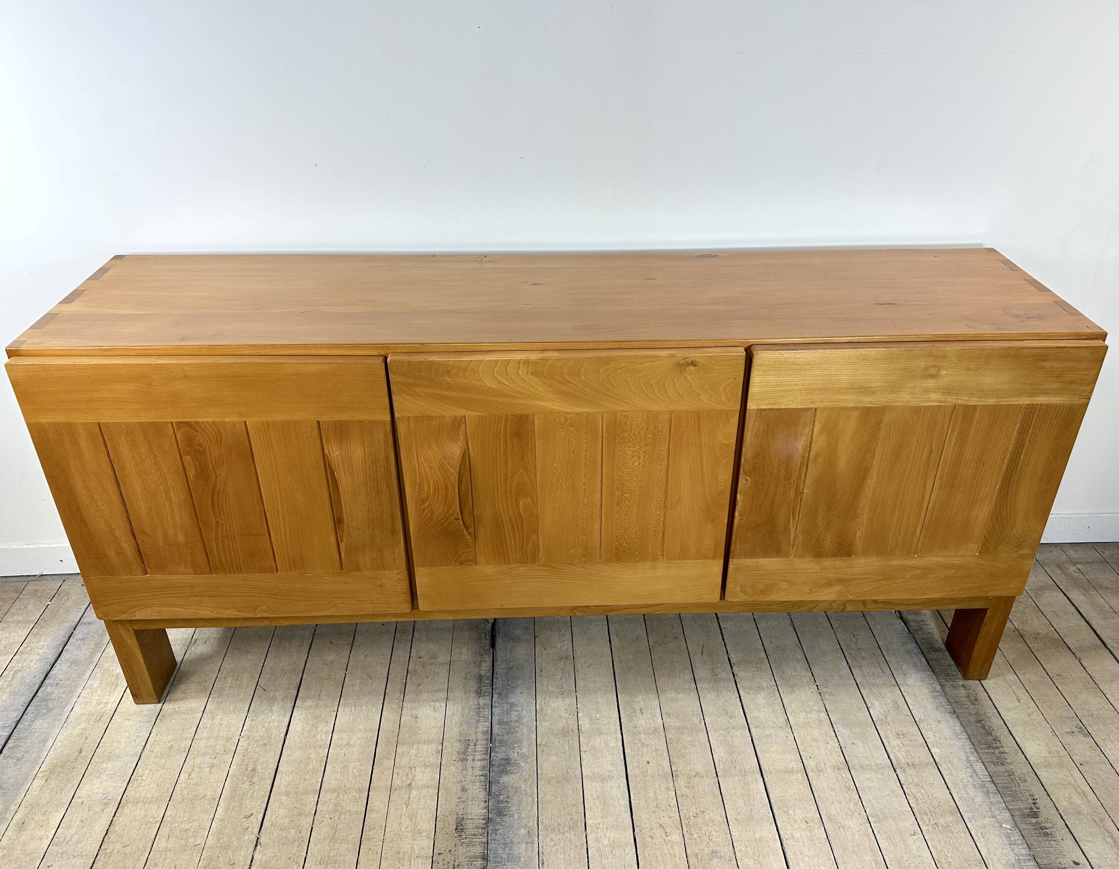 Massive oiled elm enfilade maison regain 1970