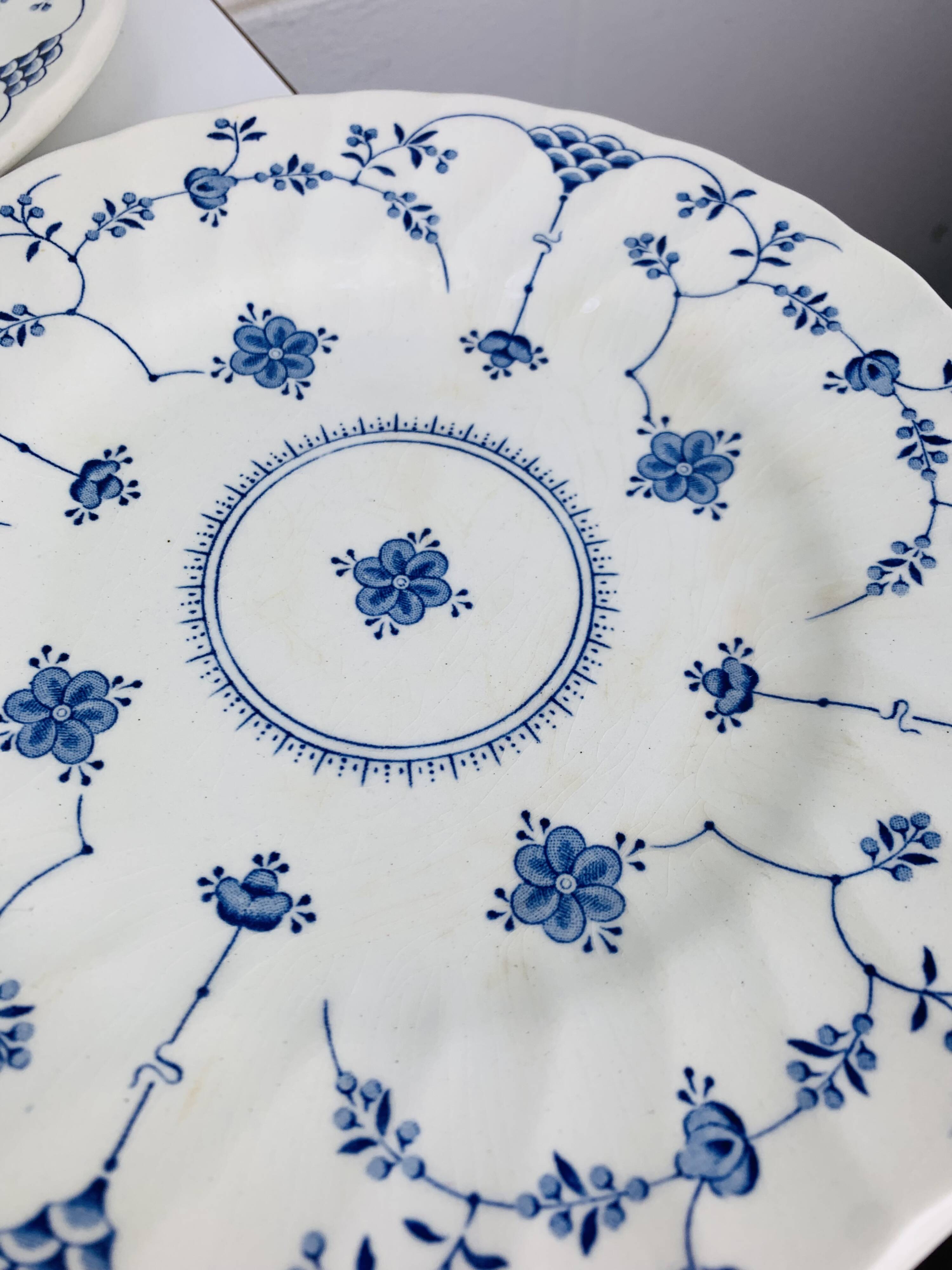 6 dessert plates Myott model Finlandia, English ironstone.