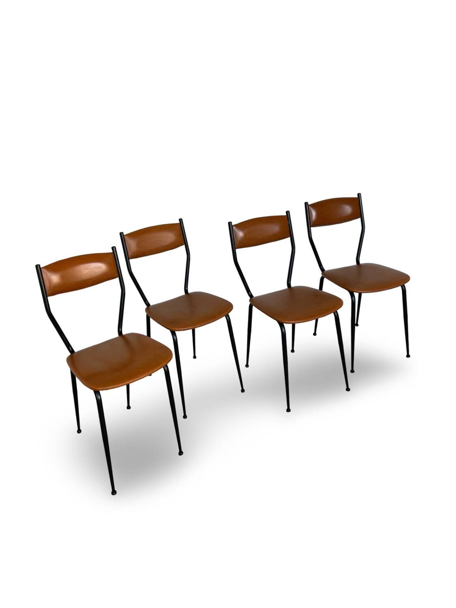 Chaises italiennes du milieu du siècle, années 1960.