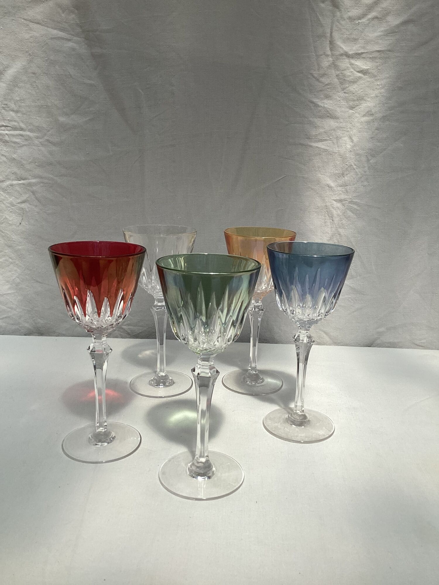 Suite of five crystal standing glasses color