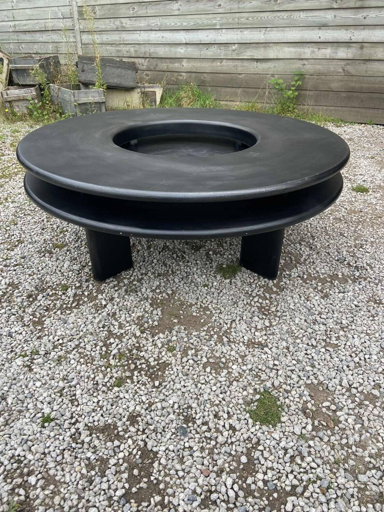 Table basse ronde noire