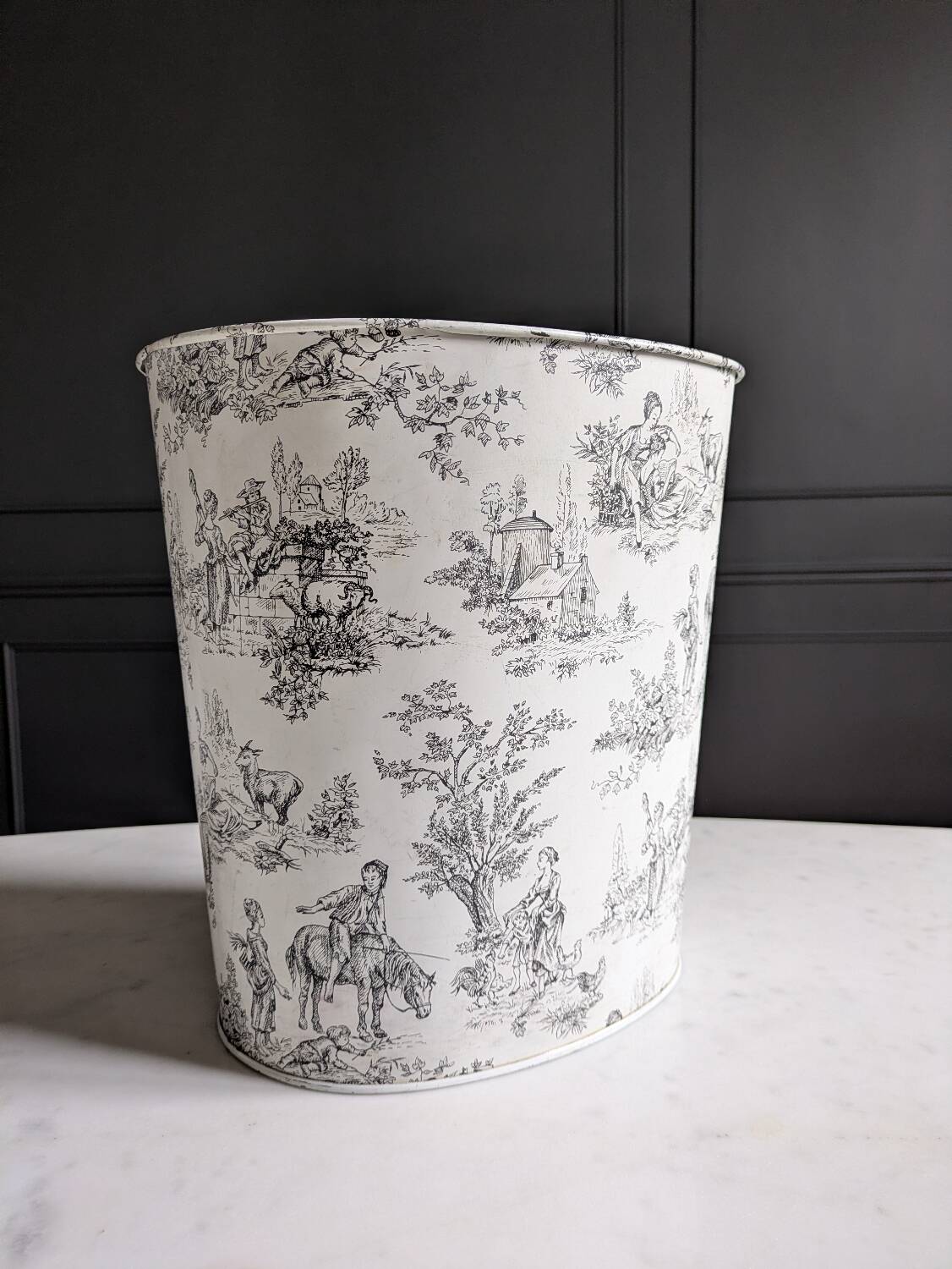 Massily France wastepaper basket