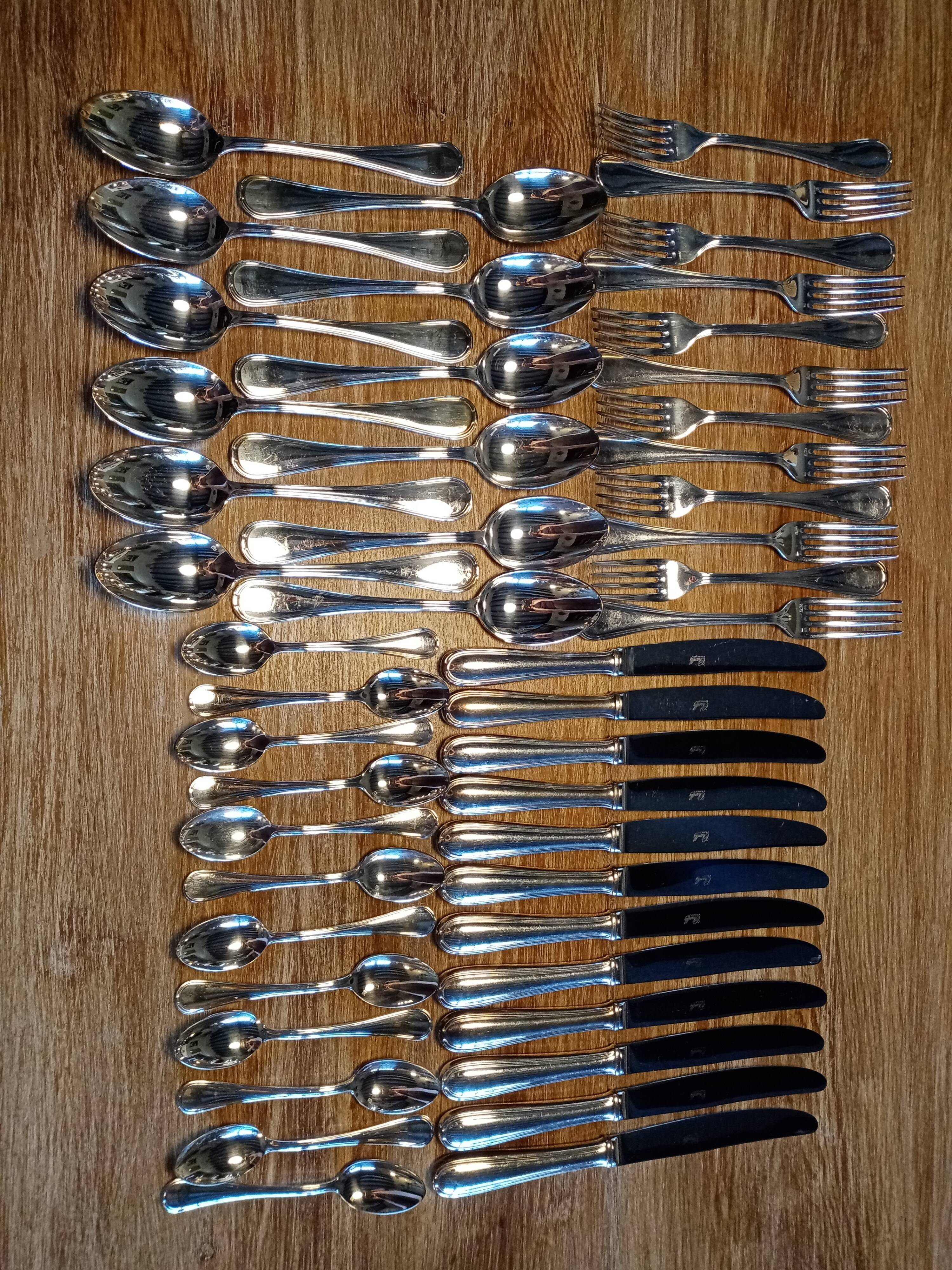 Shiny silver metal cutlery set