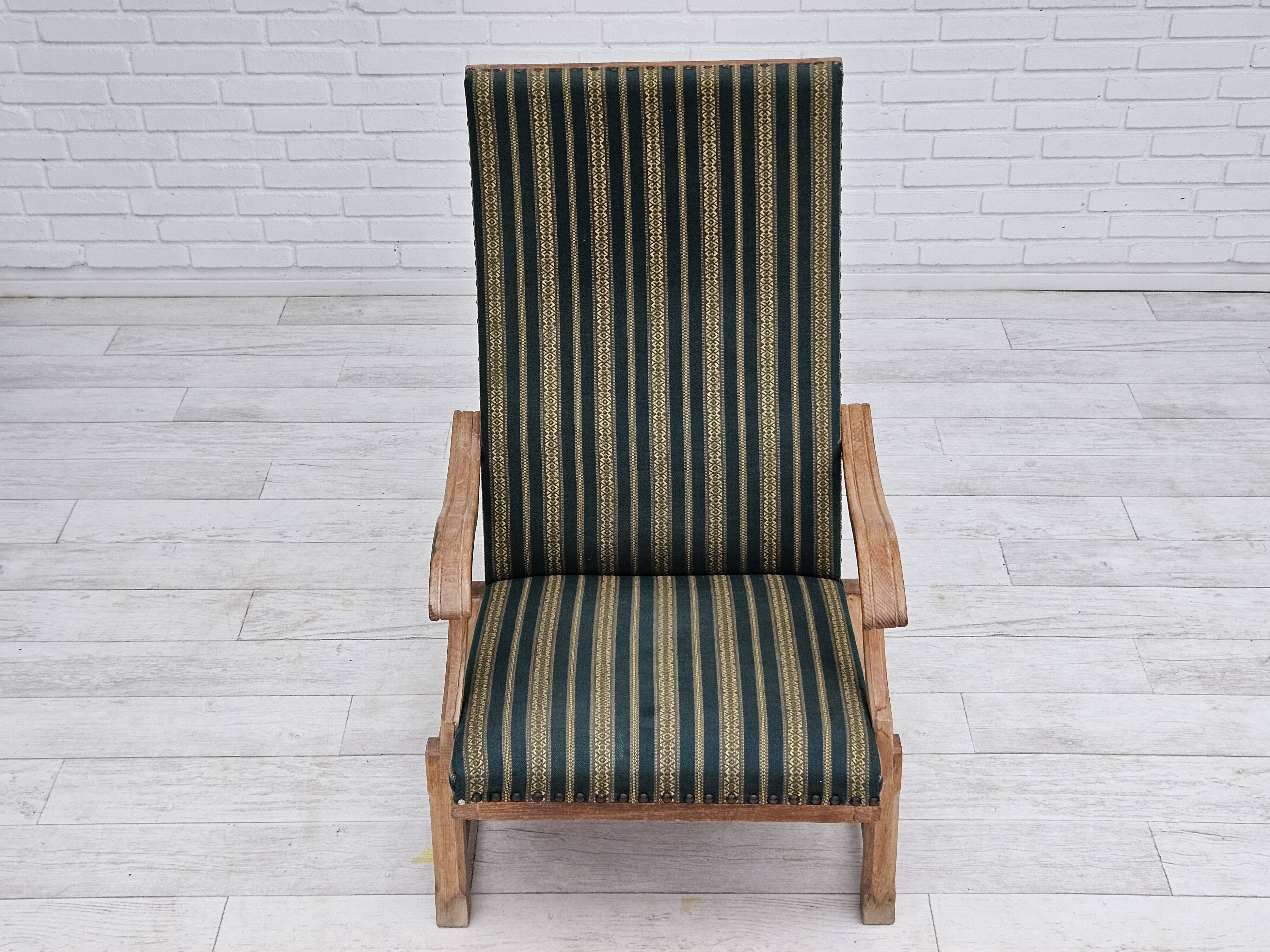 Chaise à bascule danoise à dossier haut, très bon état d'origine.