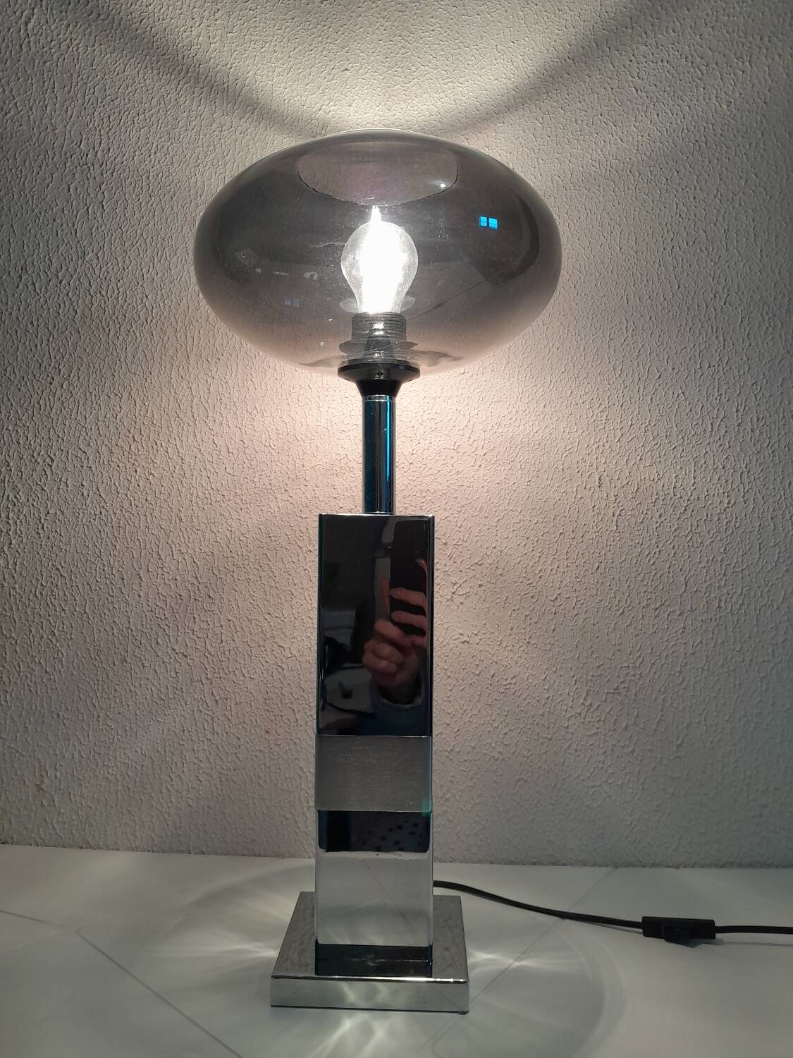 Chrome base lamp Transparent silver glass lampshade 1980 vintage