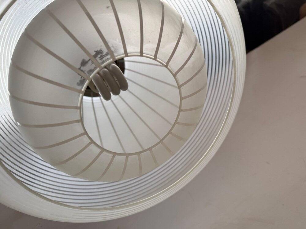 Suspension en verre du milieu du siècle attribuée à Wilhelm Wagenfeld, Munich, Allemagne, années 1950