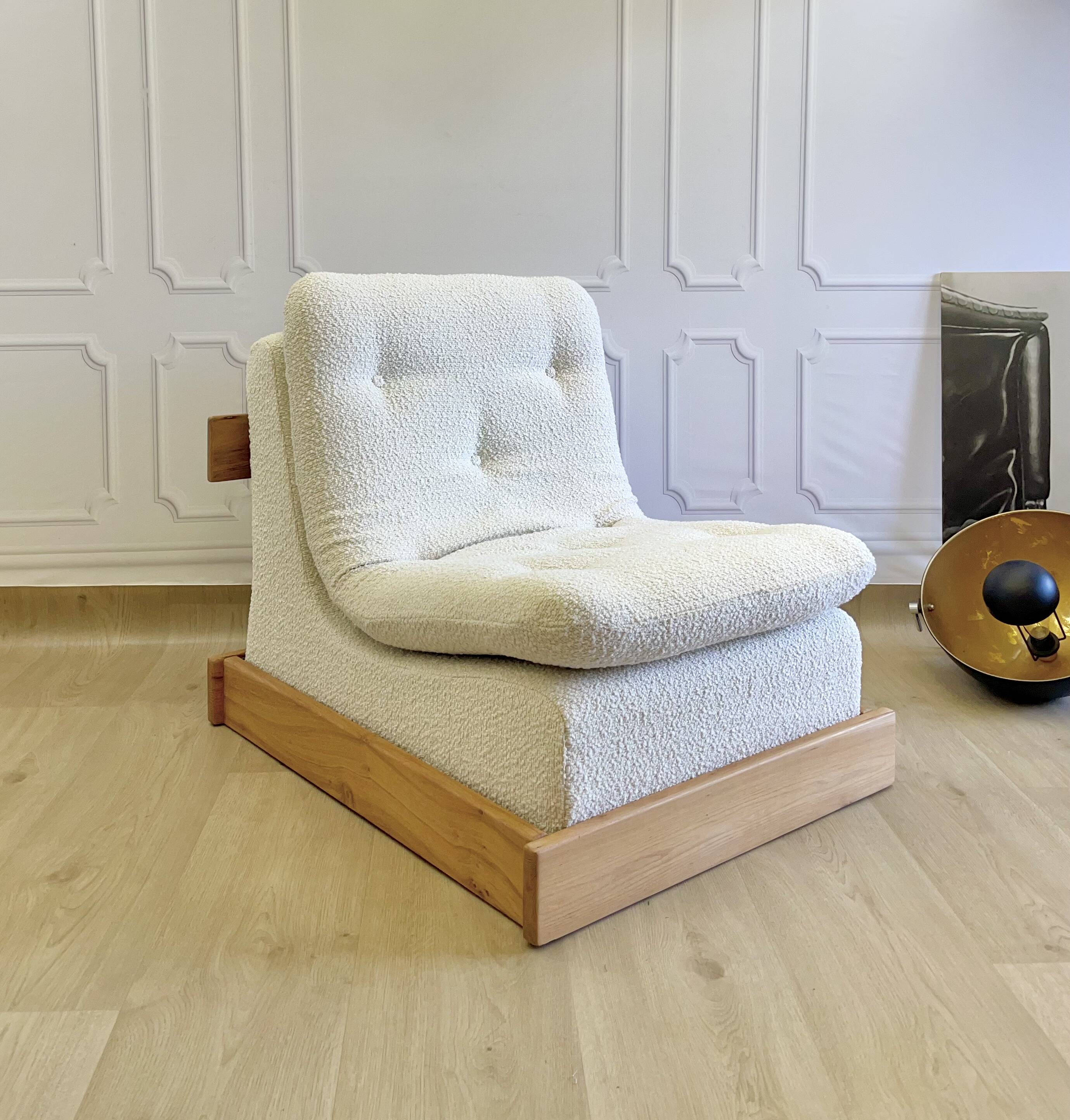 Vintage brutalist armchair in oak – ecru boucle fabric