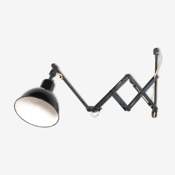 Lampe ciseaux Midgard DRGM abat-jour émaillé