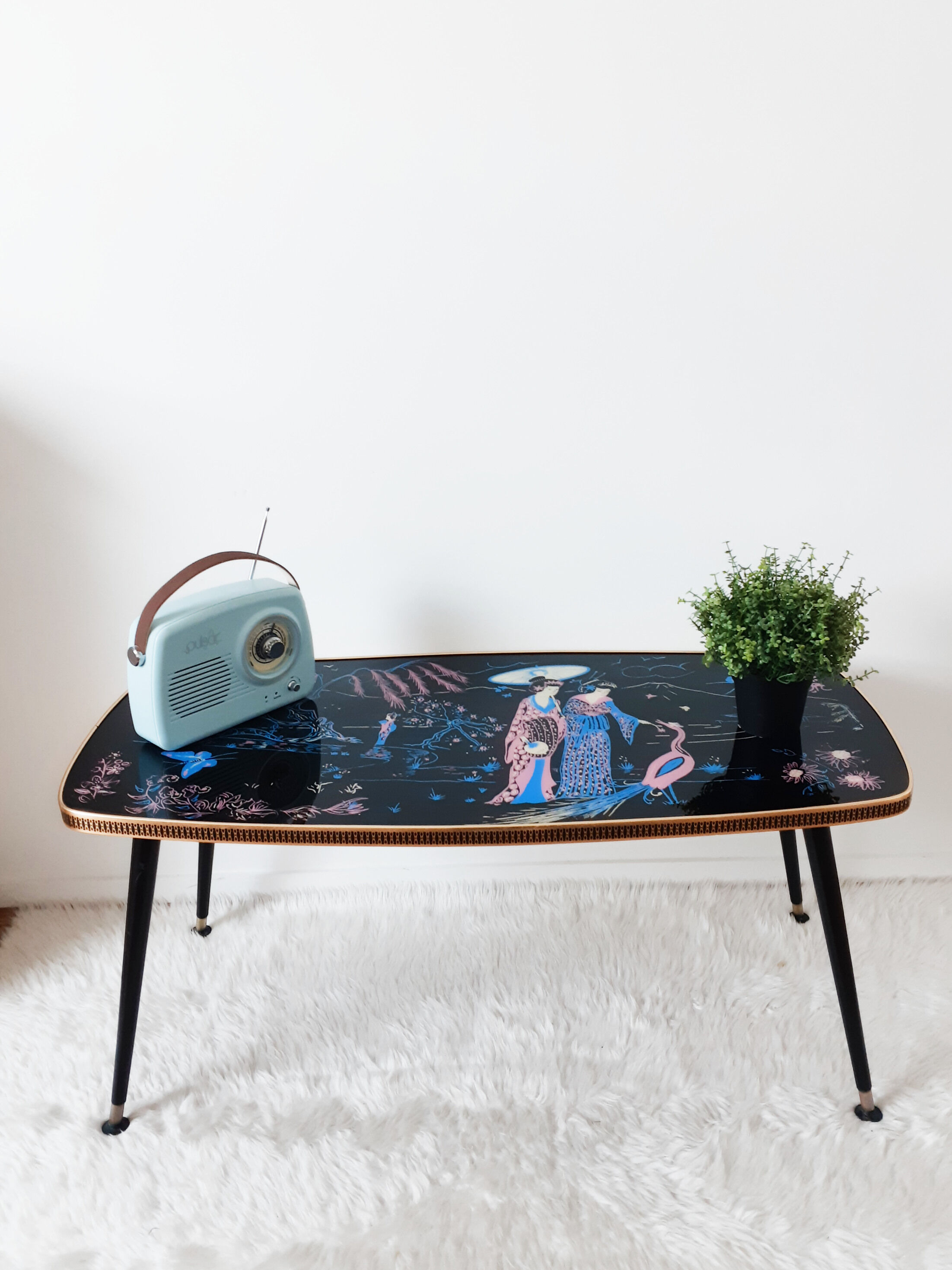 Table basse en bois, vintage , années 50 , pieds compas