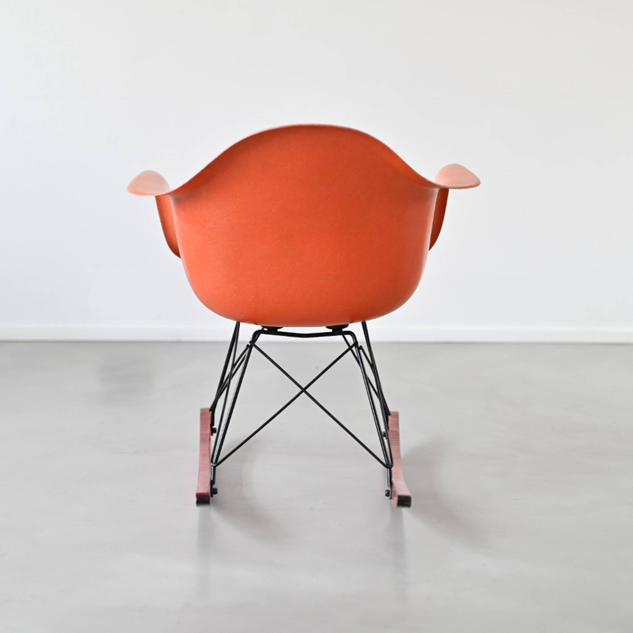 Fauteuil à bascule RAR Charles & Ray Eames - HERMAN MILLER