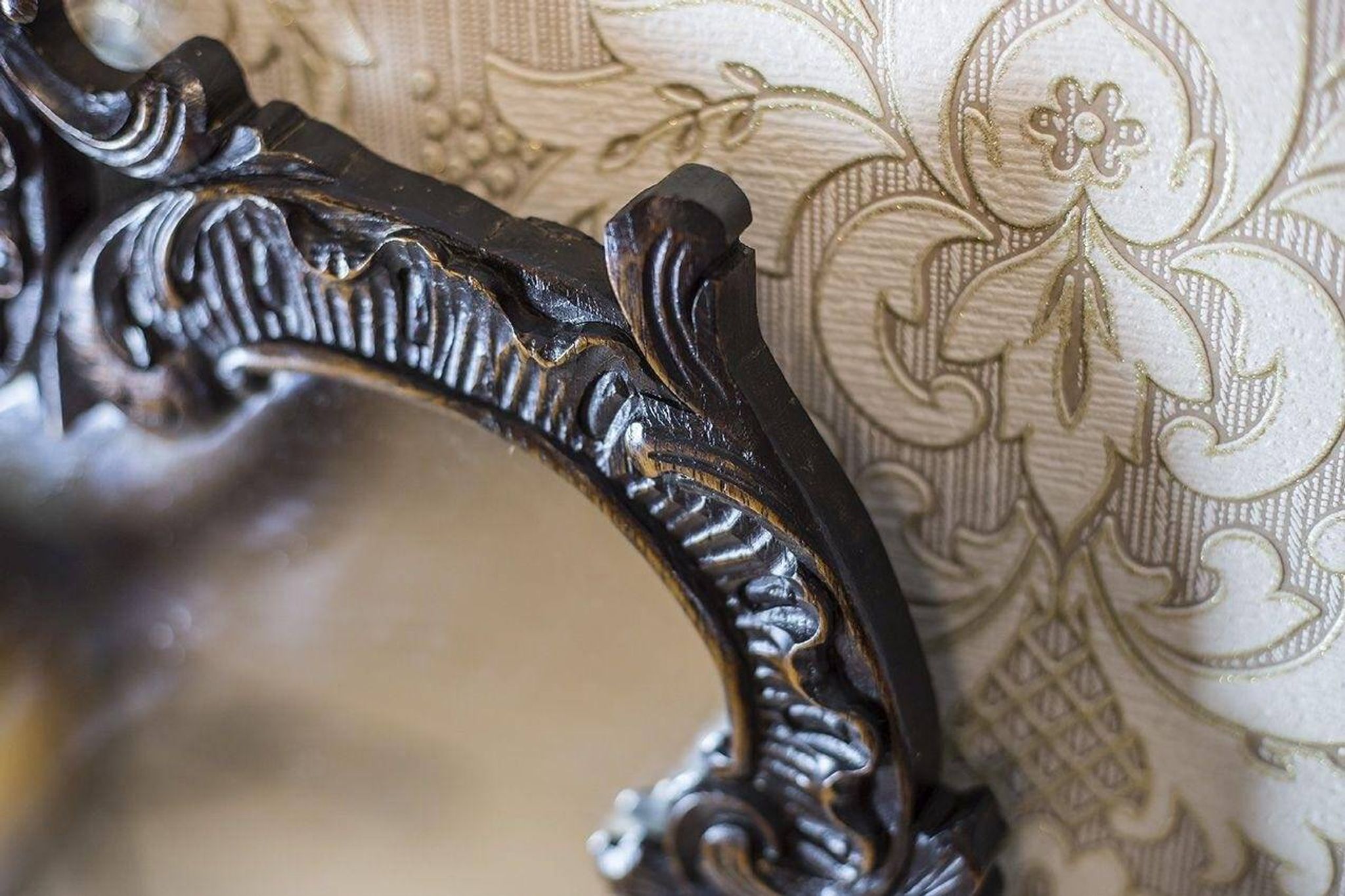 Miroir à cadre néo-rococo, années 1930