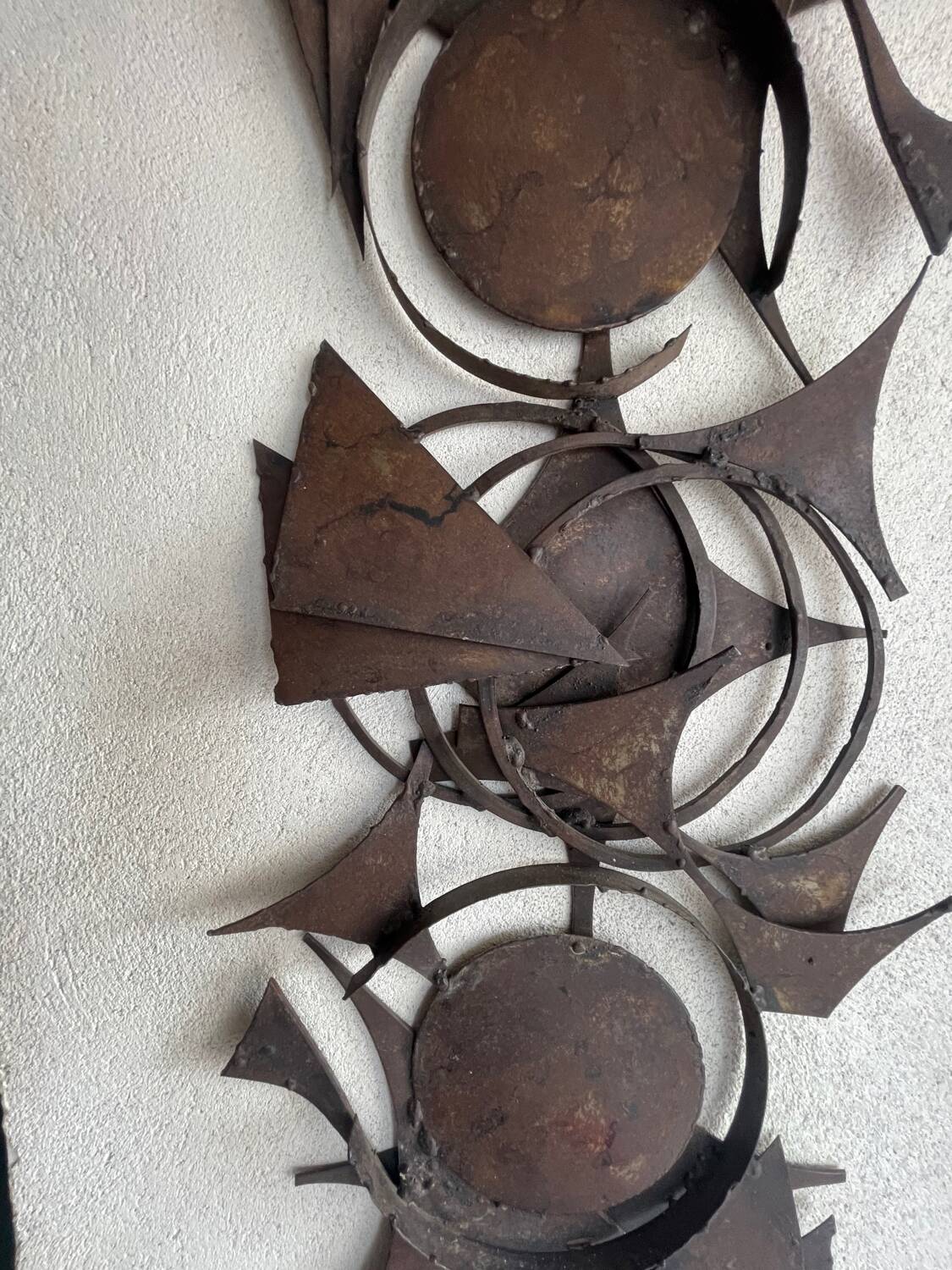 Metal wall sculpture