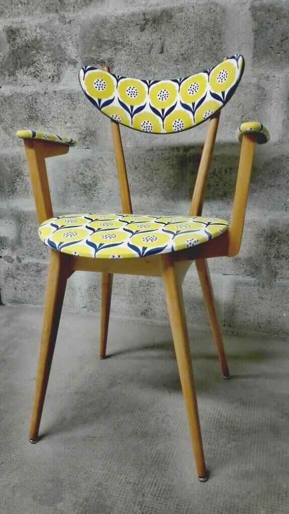 Blond wooden chair scandinavian style of the 1960s