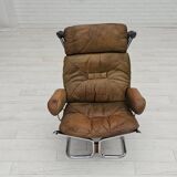 1970s, Norwegian design by Harald Relling, original condition, leather, chrome steel, teak wood.