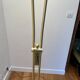 Vintage Italian floor lamp from 1983 in gilded brass and opaline glass – halogen
