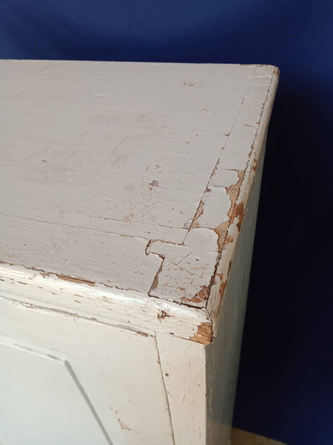 Parisian type storage unit with one door