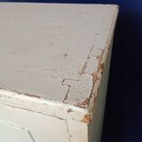 Parisian type storage unit with one door