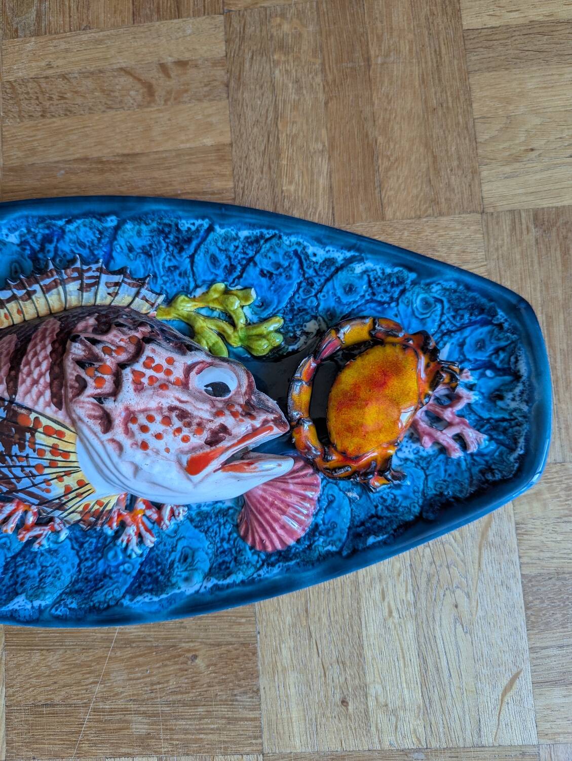 "Palissy" slip wall plate