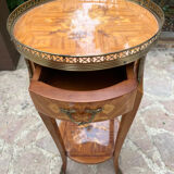 Marquetry pedestal table