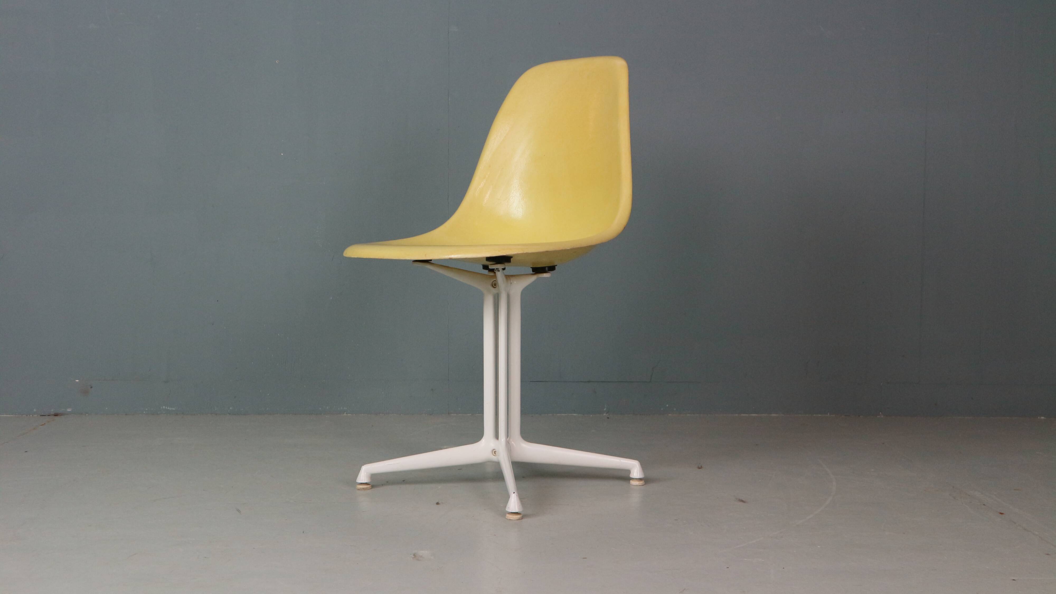 Charles & Ray Eames "La Fonda" Light Yellow Fiberglass Chairs Herman Miller