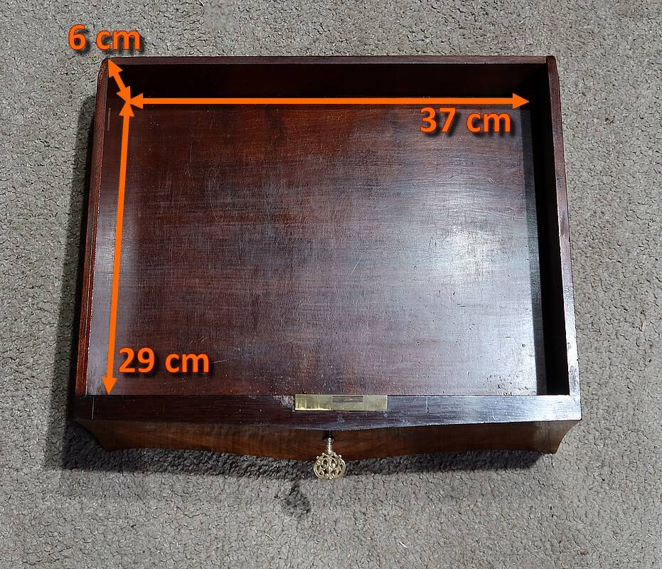 Small living room table in precious wood, louis xv style – 1st part 19th century