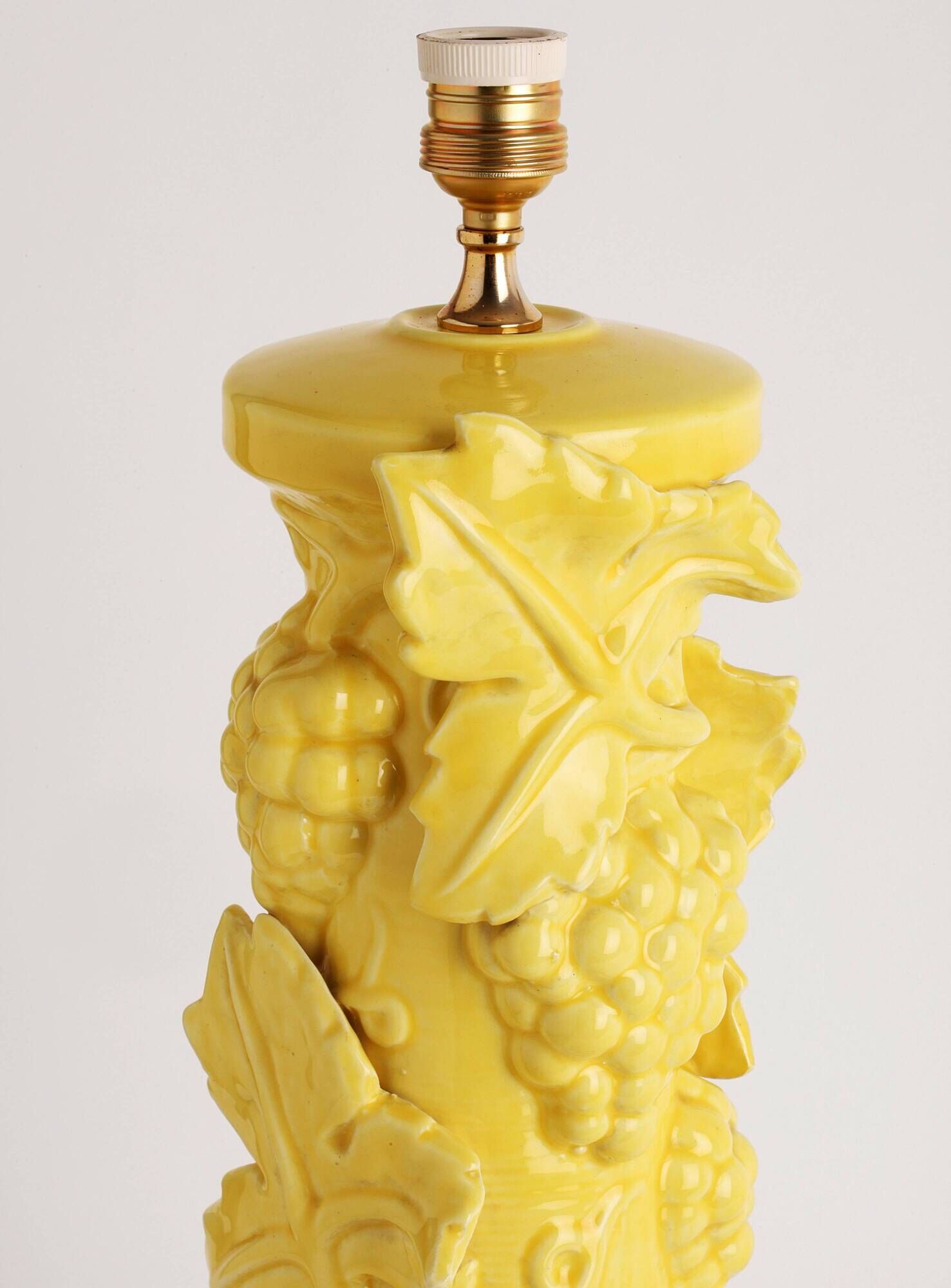 Lampe jaune Manises