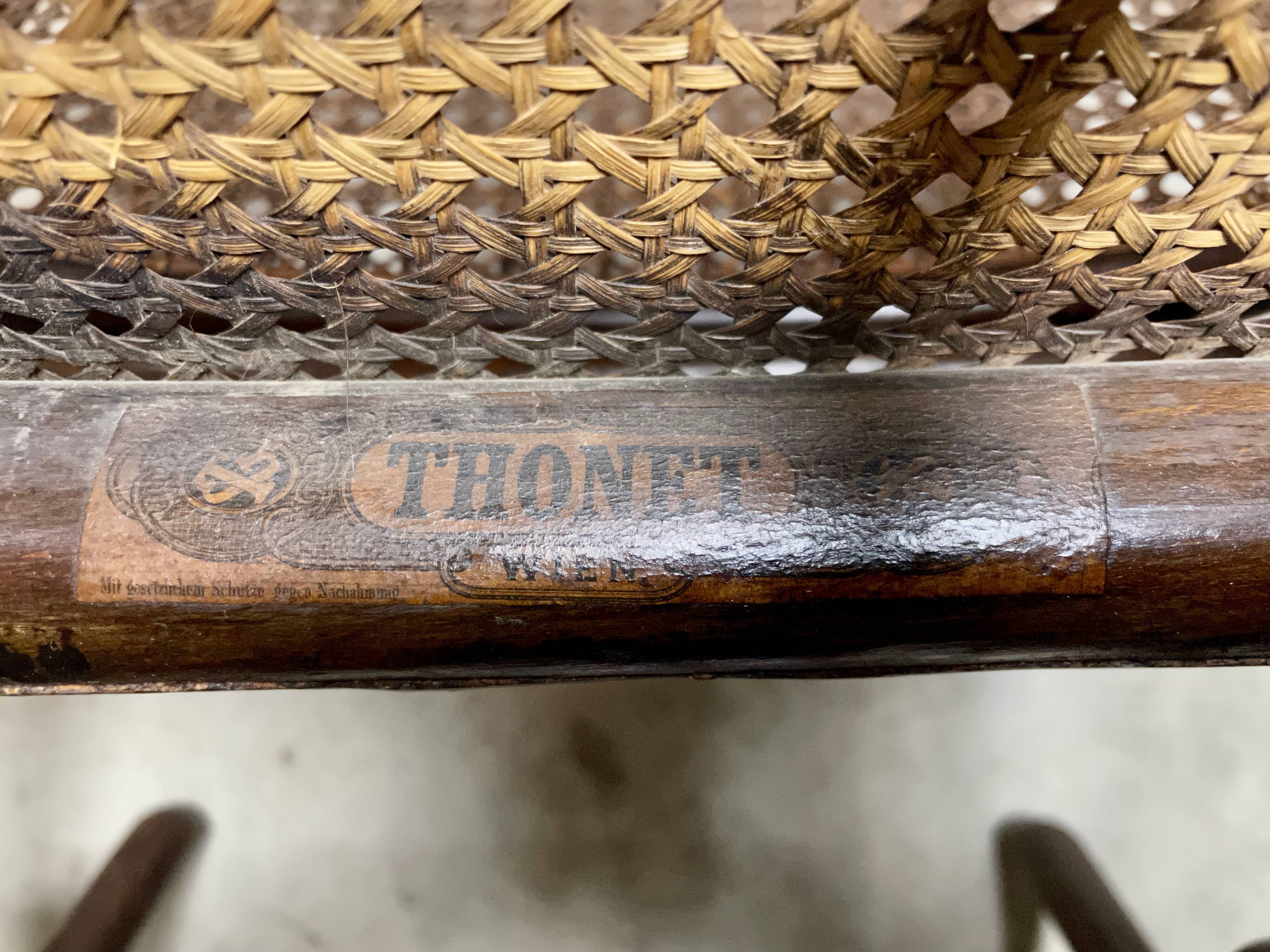Thonet 1900 rocking chair