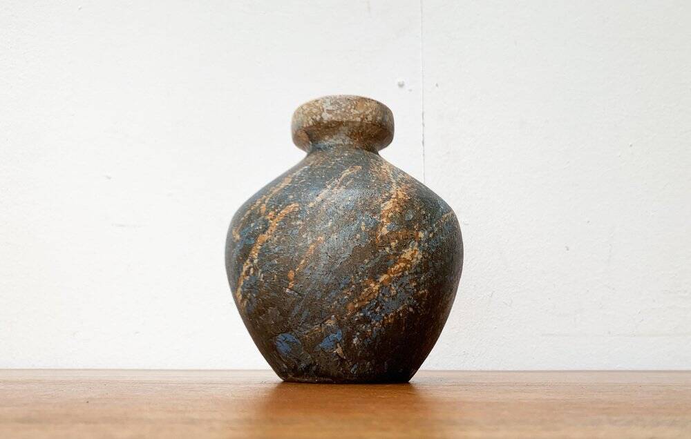 Brutalist vase from the Mid-Century Pottery Studio by Gerhard Liebenthron, Germany, 1970s.
