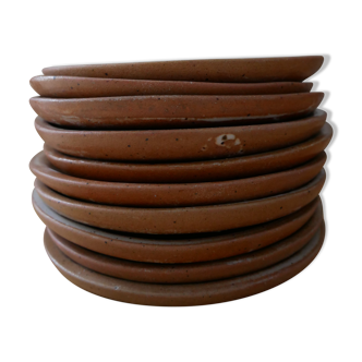 Lot 10 dessert plates in sandstone