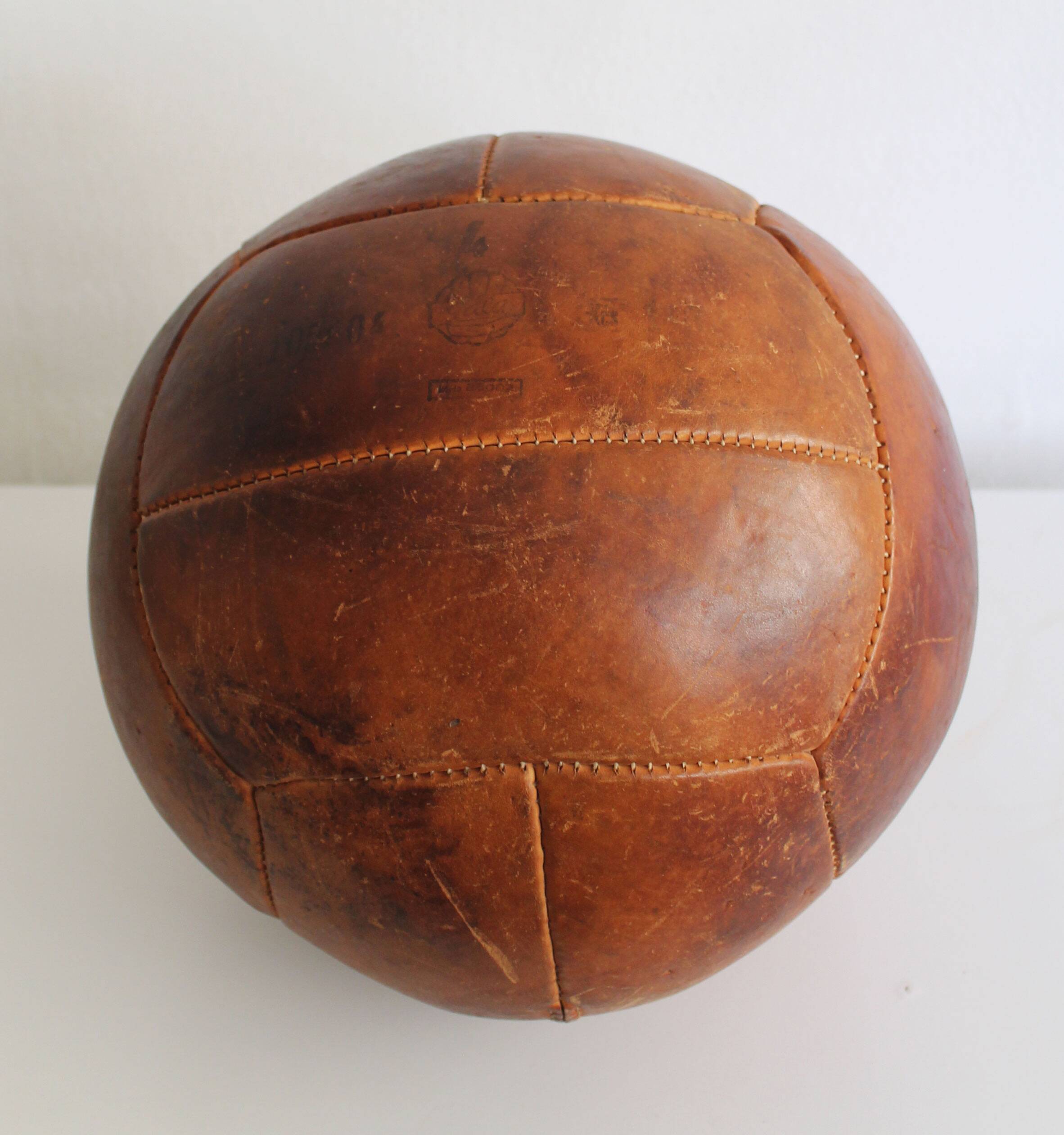 Ballon de médecine vintage des années 1950 de la marque Gala