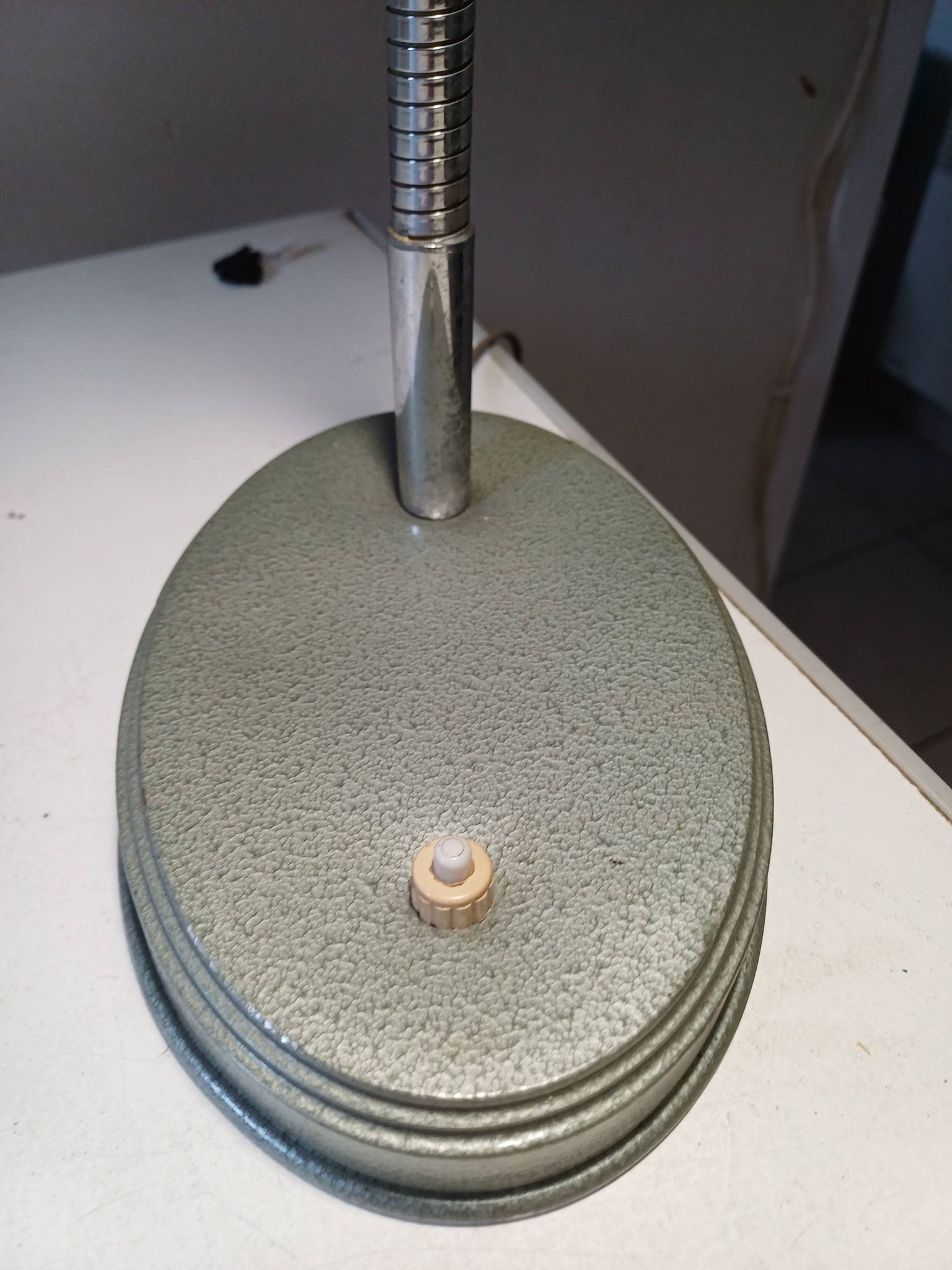 Lampe des Années 60 Métalisé Vert