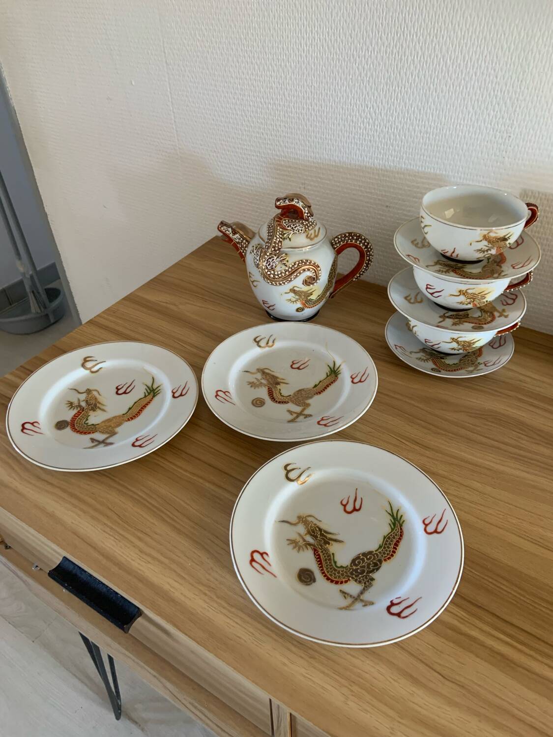 Japanese service with golden dragon pattern