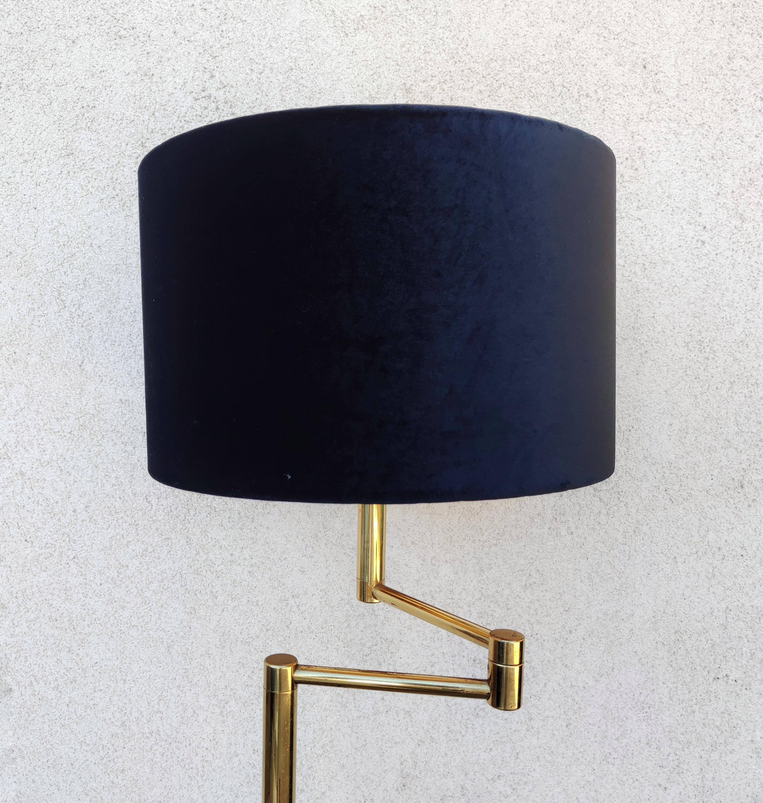 Articulated floor lamp in brass with a velvet shade, 1970.
