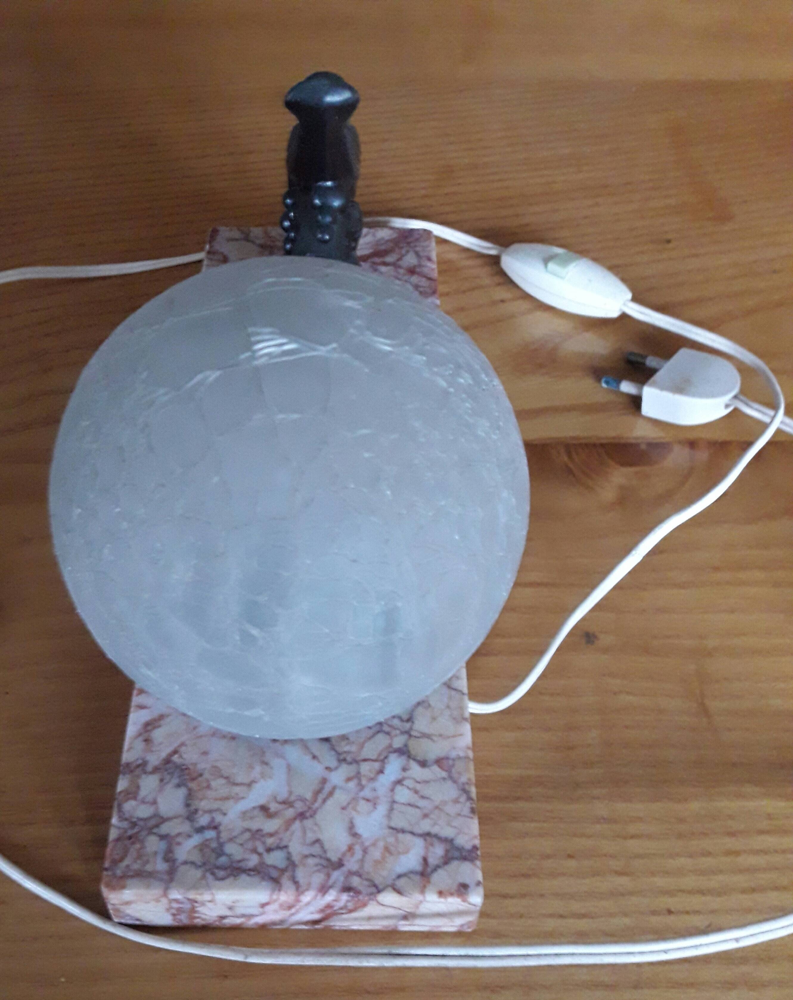 Art deco bedside night light lamp