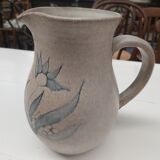 Sandstone pitcher