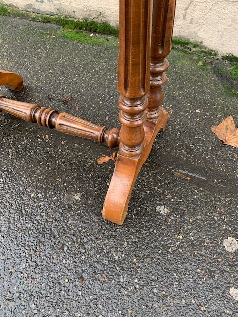 Worker Napoleon III in walnut