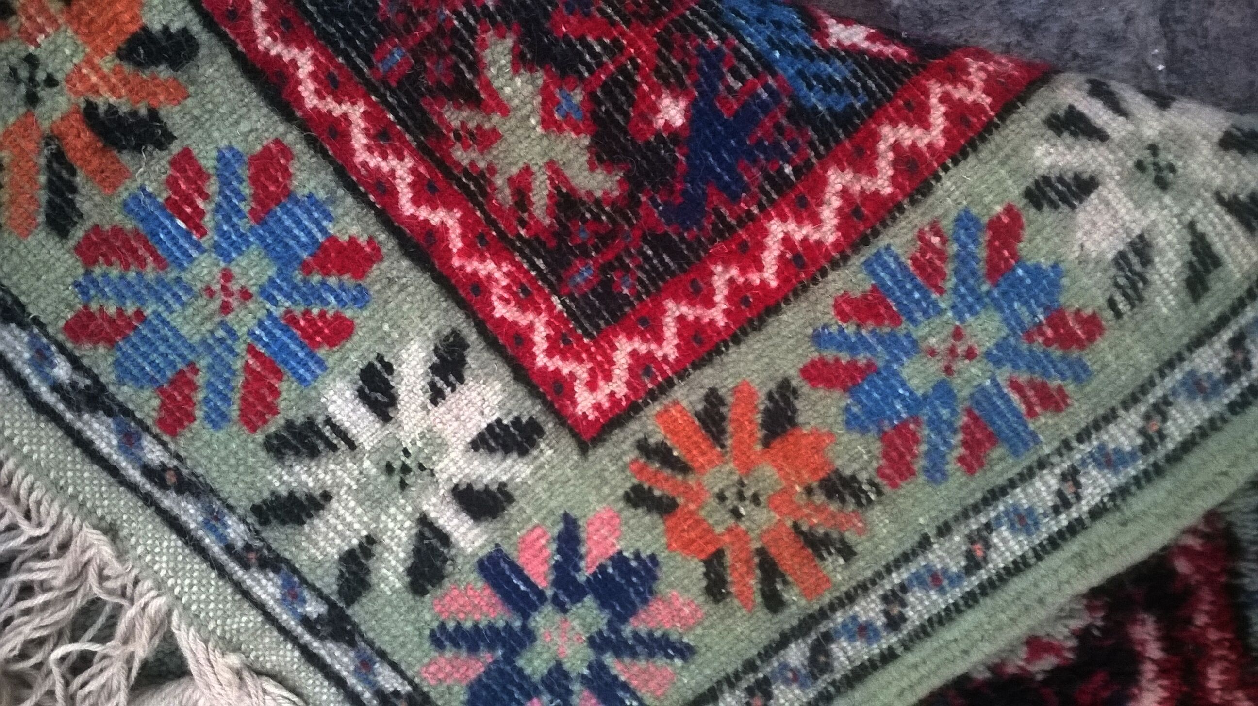 Handmade oriental rug  175x243cm