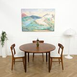Scandinavian round table