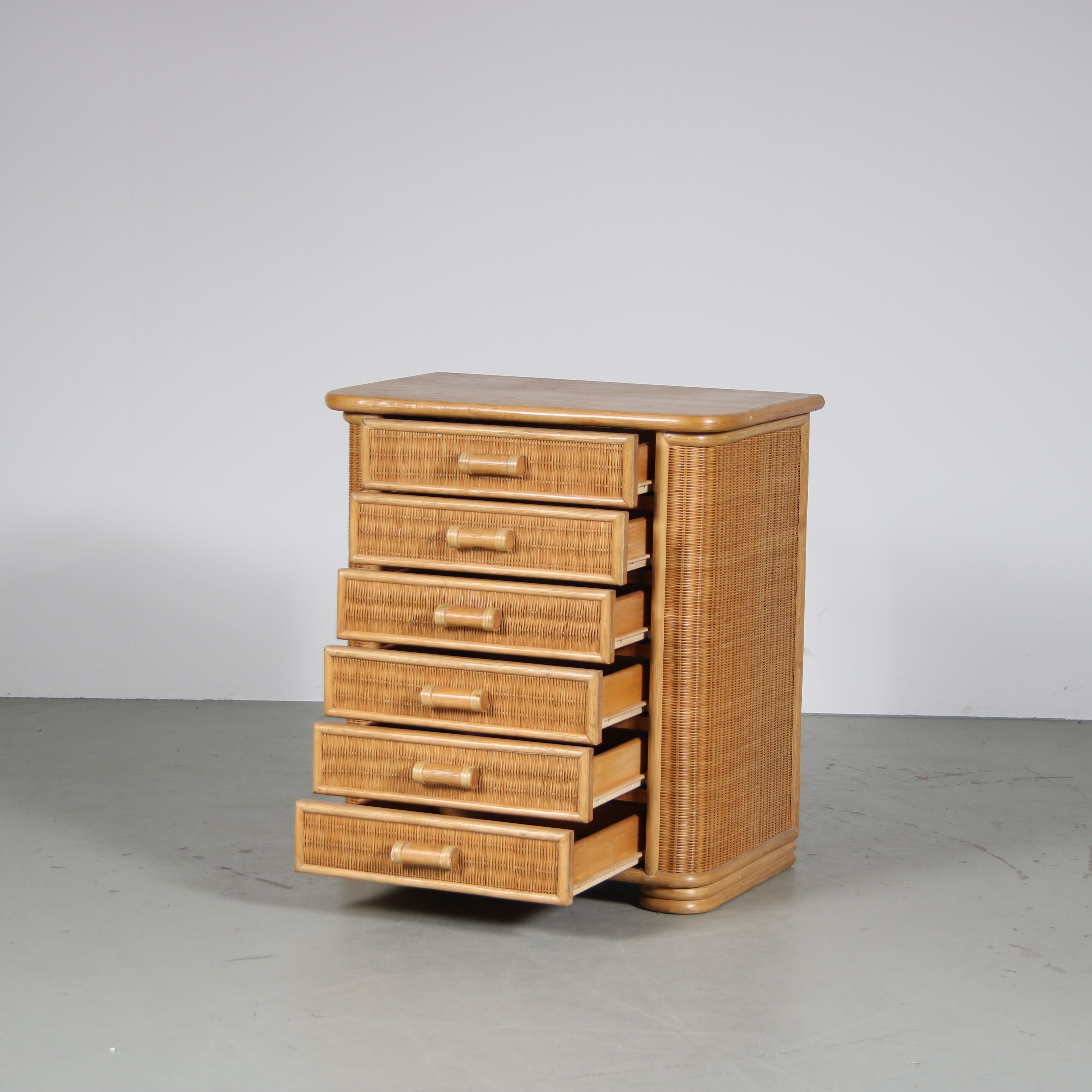 Commode à tiroirs de style Dal Vera des années 1970 d’Italie