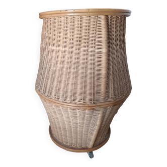 Braided rattan barrel bar