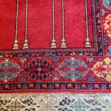 Tapis de prière à arcs et colonnes